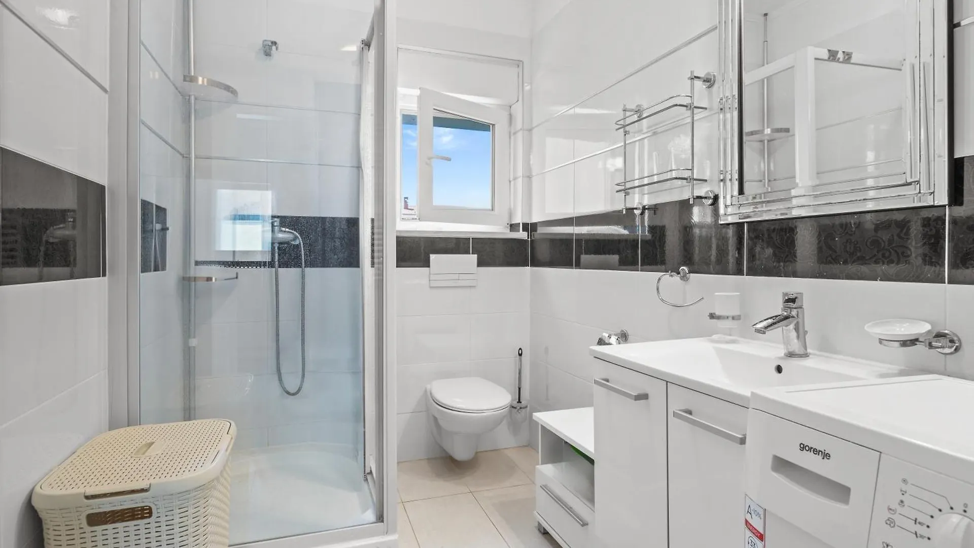 Villa Bianco Nero - Happy Rentals Pula