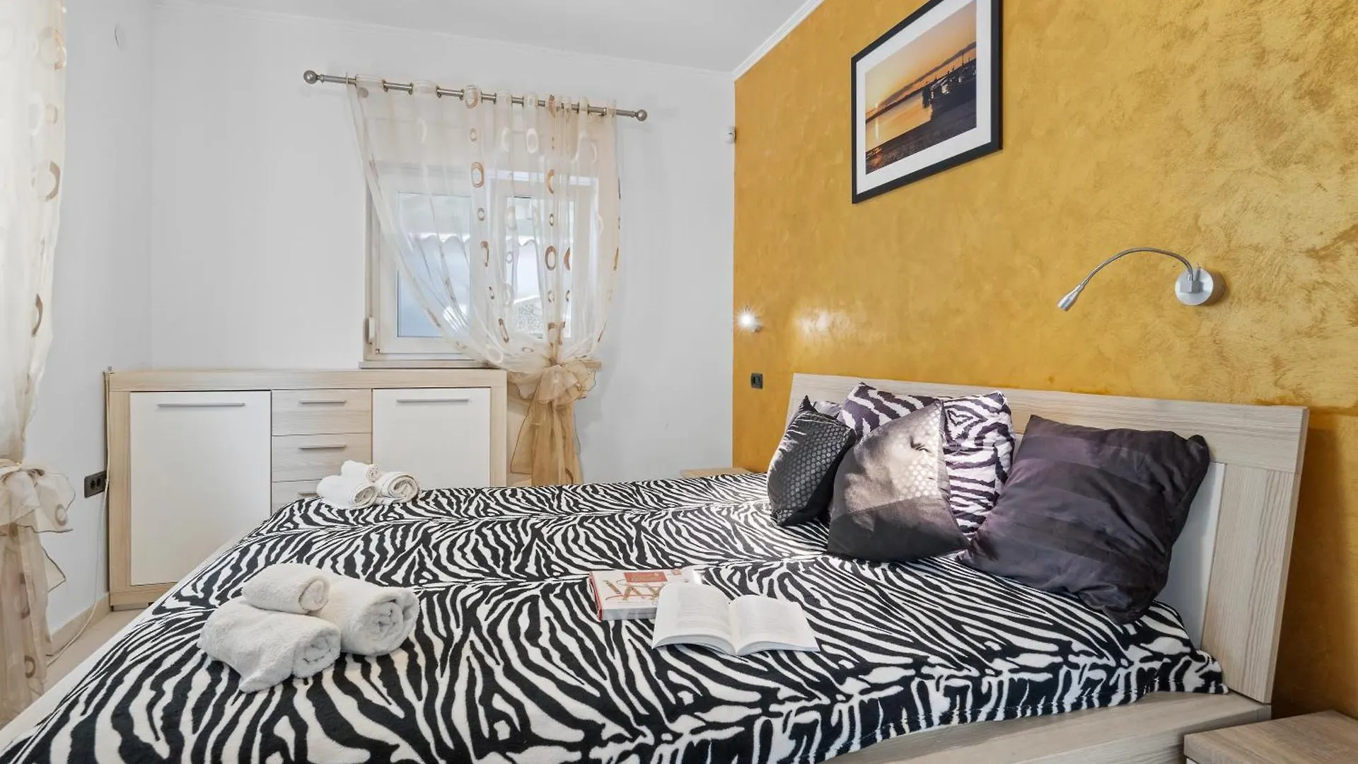 Villa Bianco Nero - Happy Rentals Pula