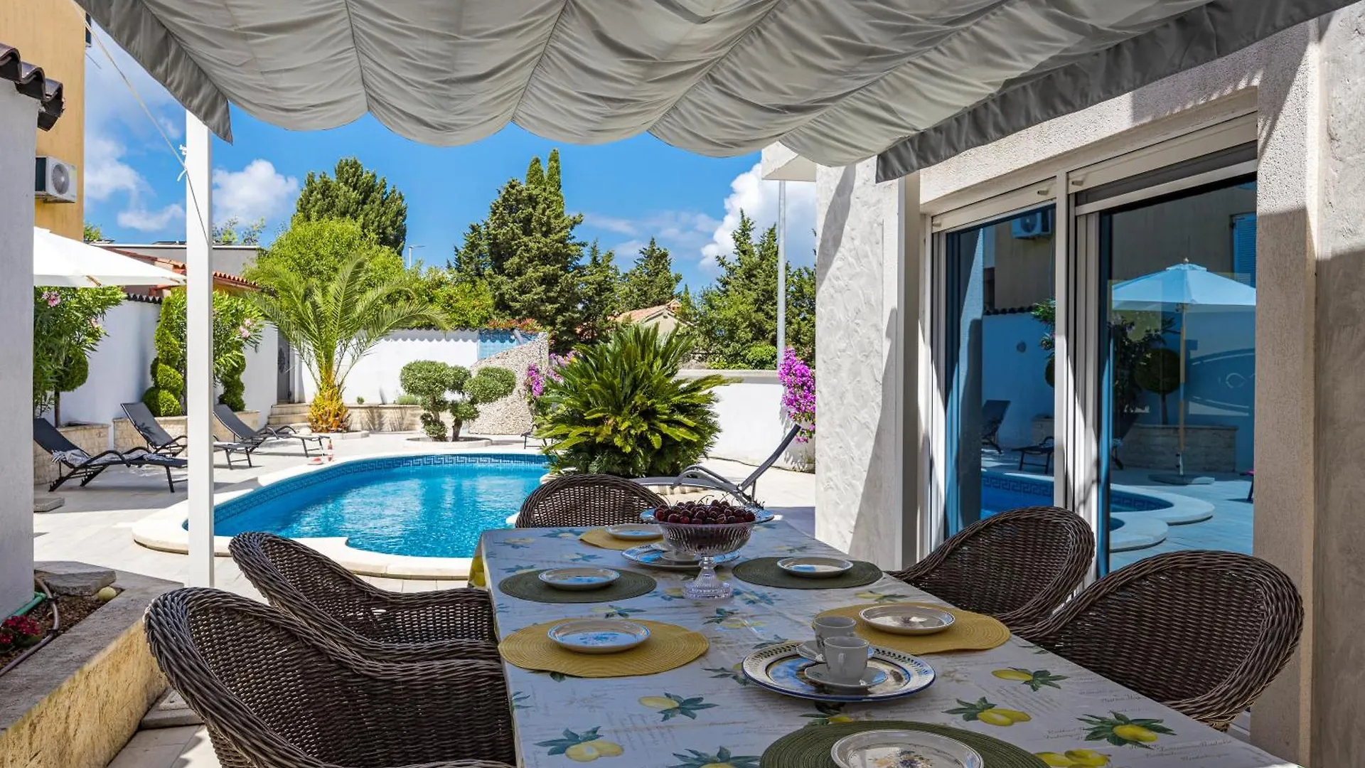 Villa Bianco Nero - Happy Rentals Pula Croatia