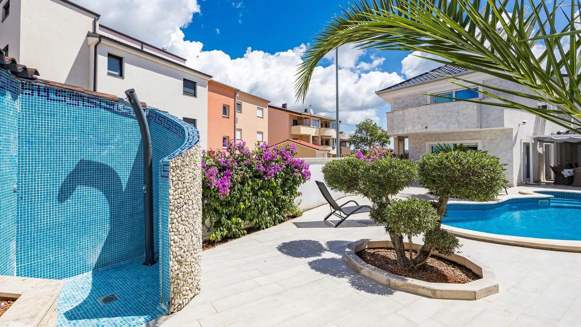 Villa Bianco Nero - Happy Rentals Pula