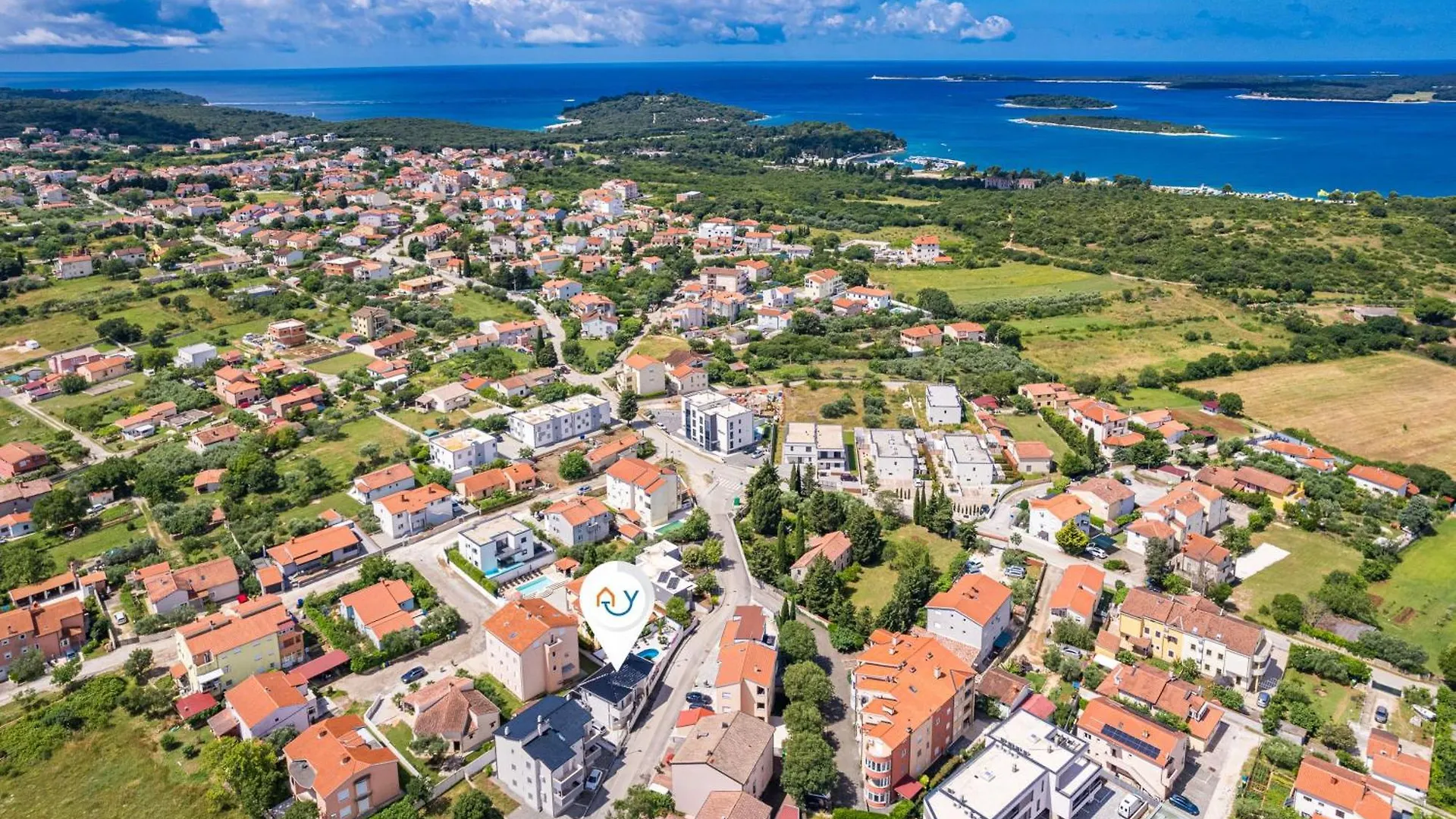Villa Bianco Nero - Happy Rentals Pula Apartment