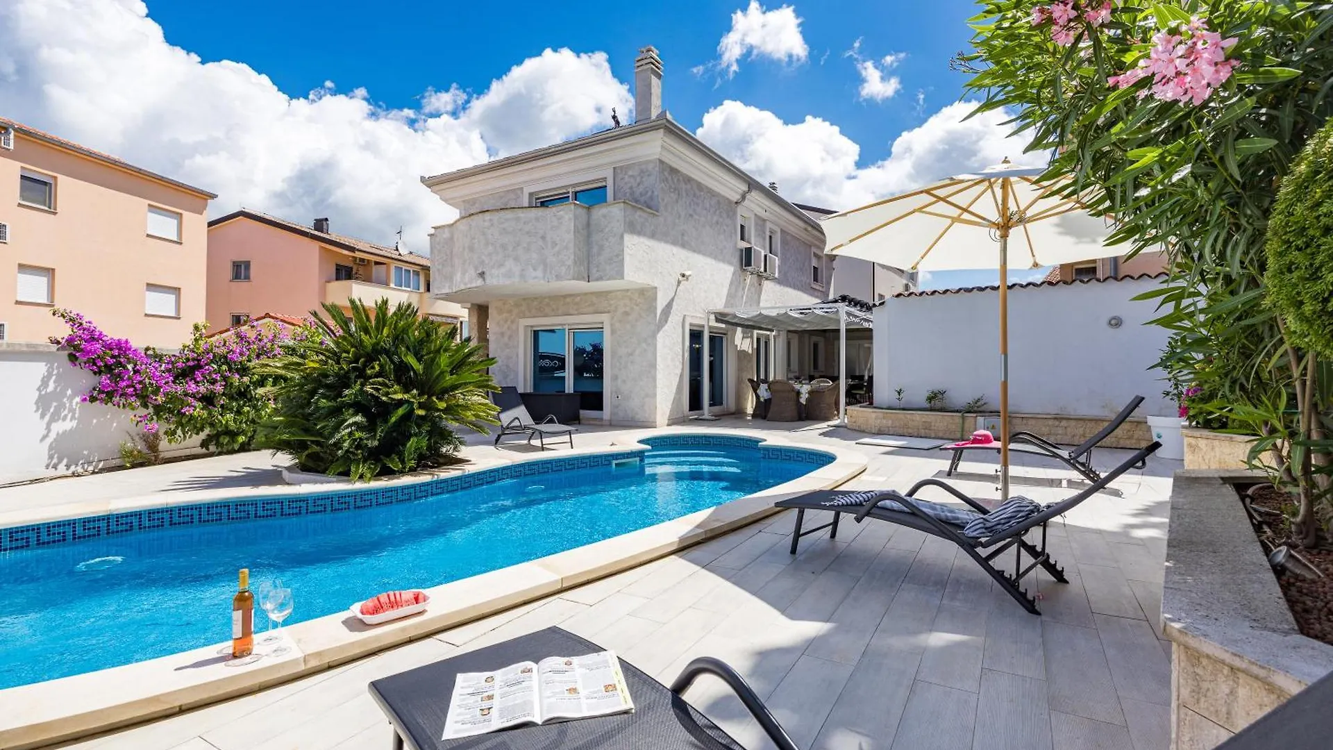 Villa Bianco Nero - Happy Rentals Pula 0*,